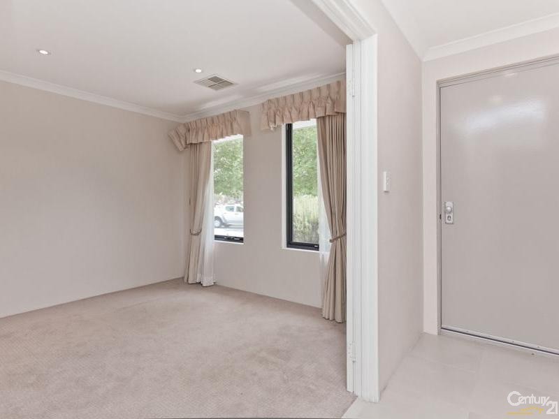 9 Southacre Drive, Canning Vale WA 6155