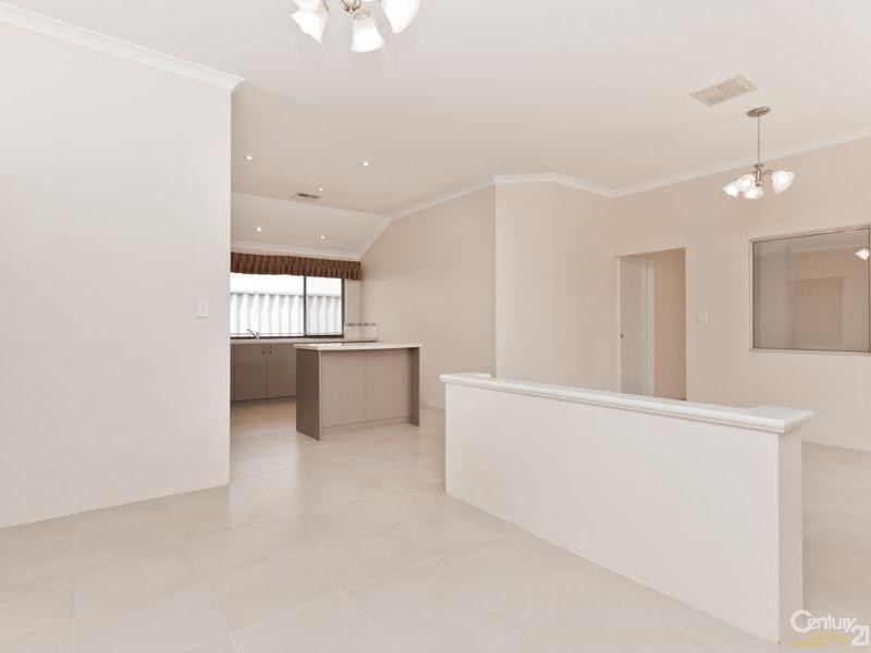 9 Southacre Drive, Canning Vale WA 6155