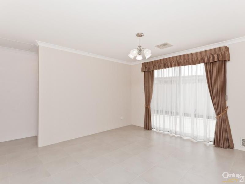 9 Southacre Drive, Canning Vale WA 6155