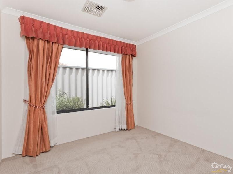 9 Southacre Drive, Canning Vale WA 6155