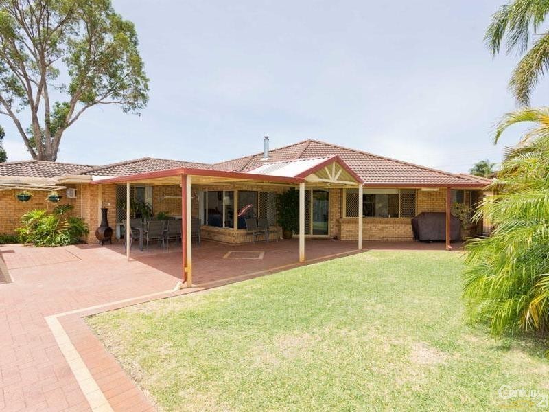 16 Meadowbrook Drive, Parkwood WA 6147