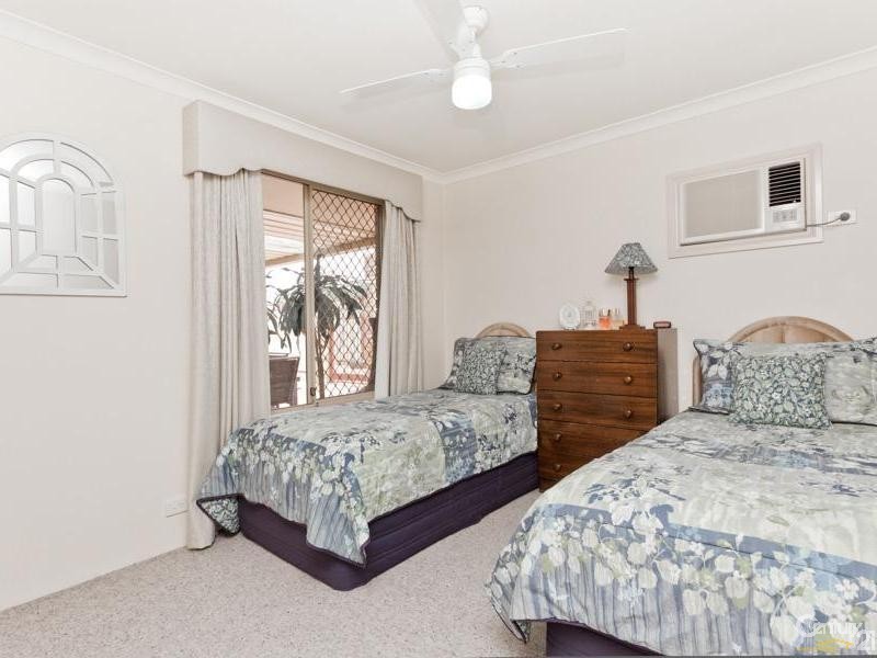 16 Meadowbrook Drive, Parkwood WA 6147