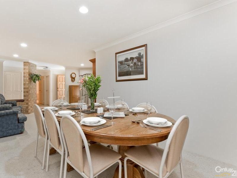 16 Meadowbrook Drive, Parkwood WA 6147