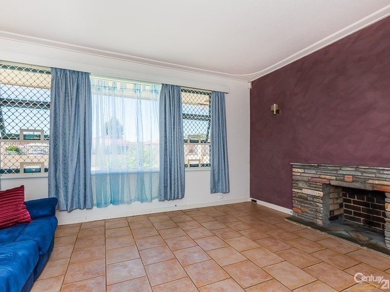 15A Bray Street, Kelmscott WA 6111
