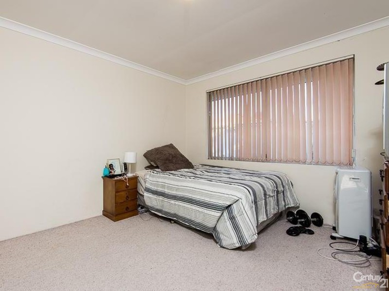 13 Tritonia Rise, Thornlie WA 6108