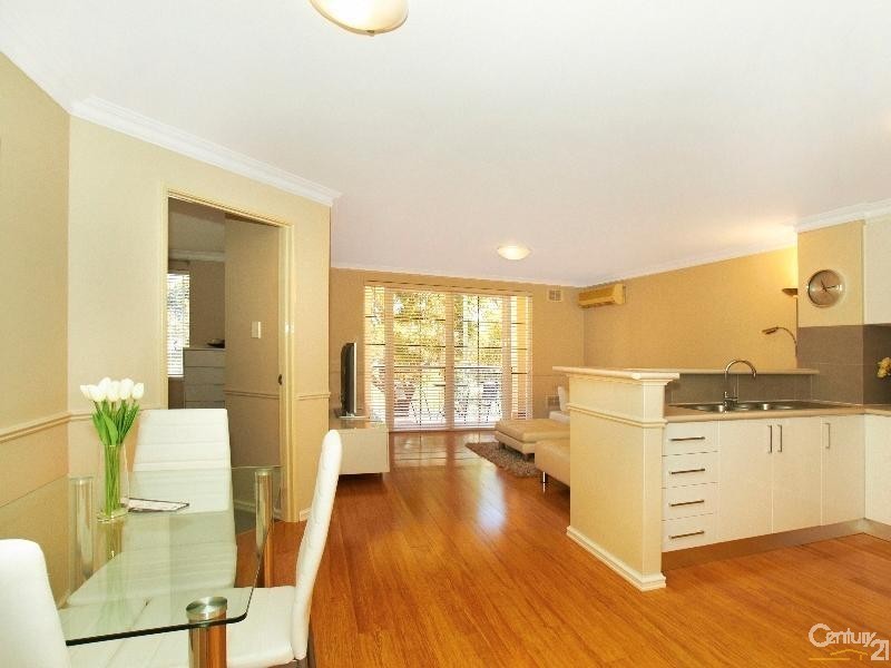 13/125 Wellington Street, East Perth WA 6004