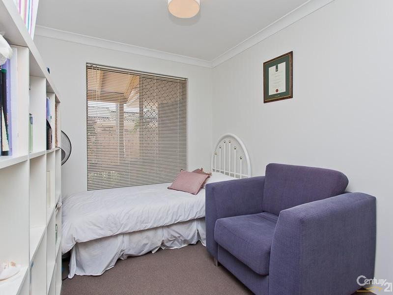 4/12 Brosnan Street, Dianella WA 6059