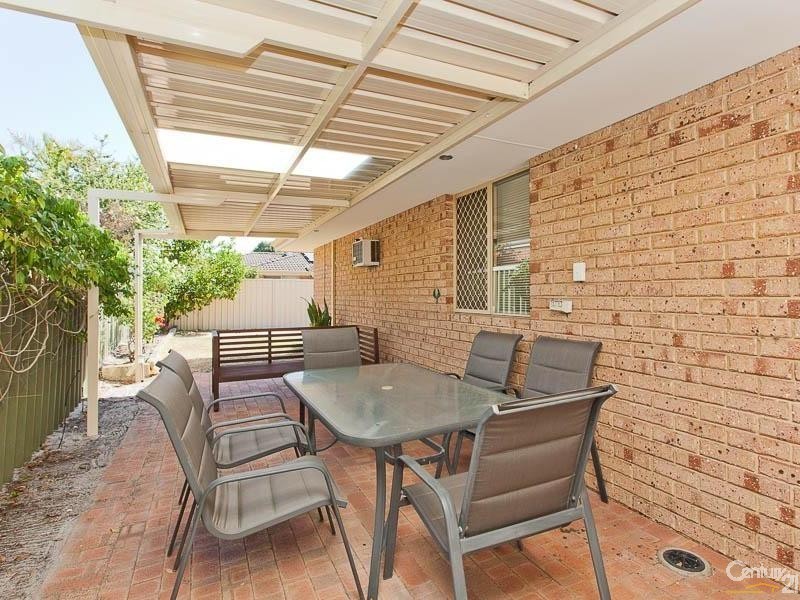 4/12 Brosnan Street, Dianella WA 6059