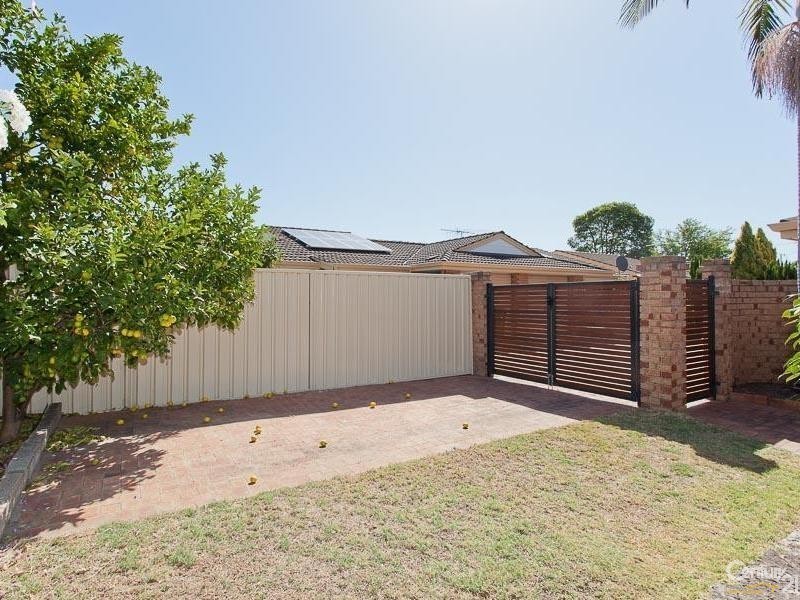4/12 Brosnan Street, Dianella WA 6059