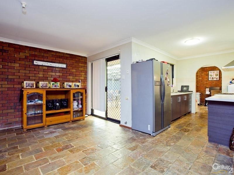 39 Crandon Street, Gosnells WA 6110