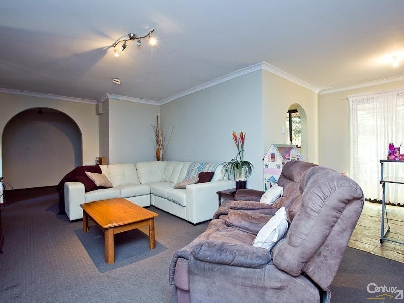 39 Crandon Street, Gosnells WA 6110
