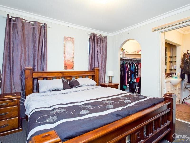 39 Crandon Street, Gosnells WA 6110