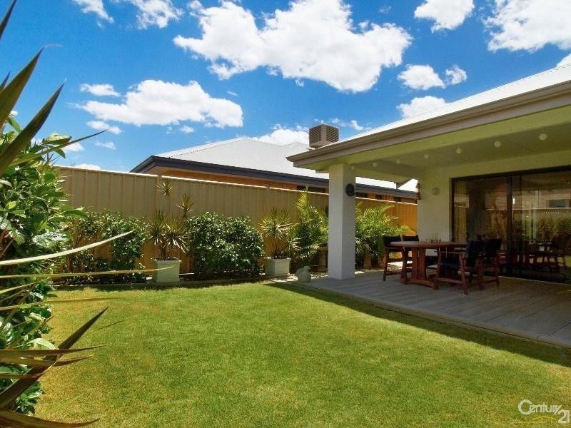 20 Wiltshire Avenue, Thornlie WA 6108