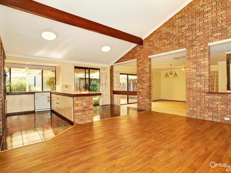 3 Ferntree Close, Thornlie WA 6108