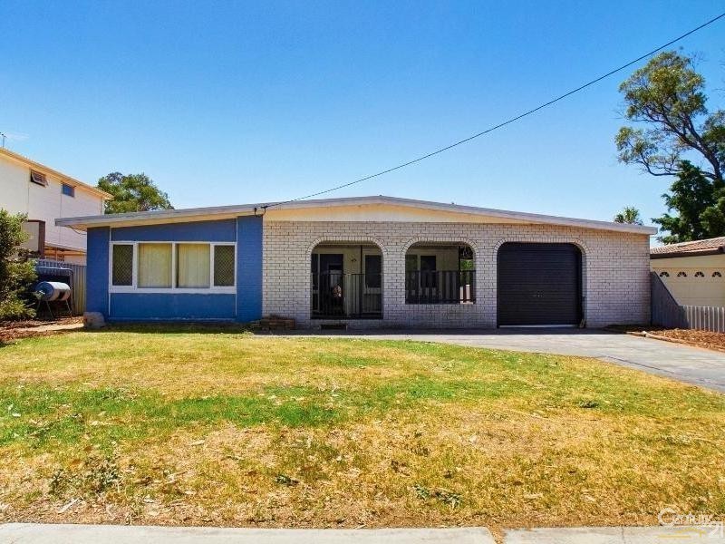 55 Gilmore Ave, Orelia WA 6167