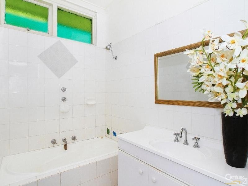 55 Gilmore Ave, Orelia WA 6167