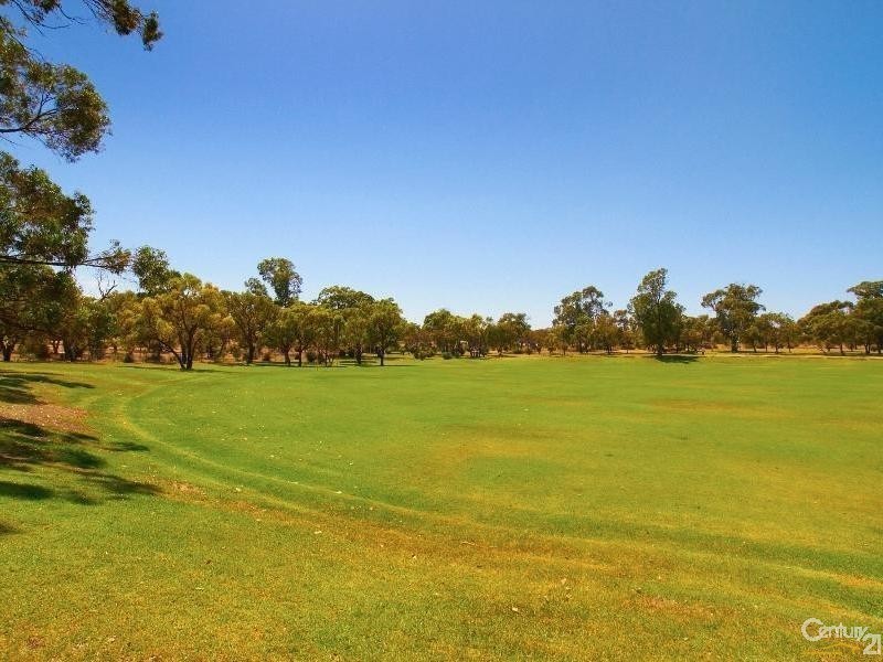 55 Gilmore Ave, Orelia WA 6167