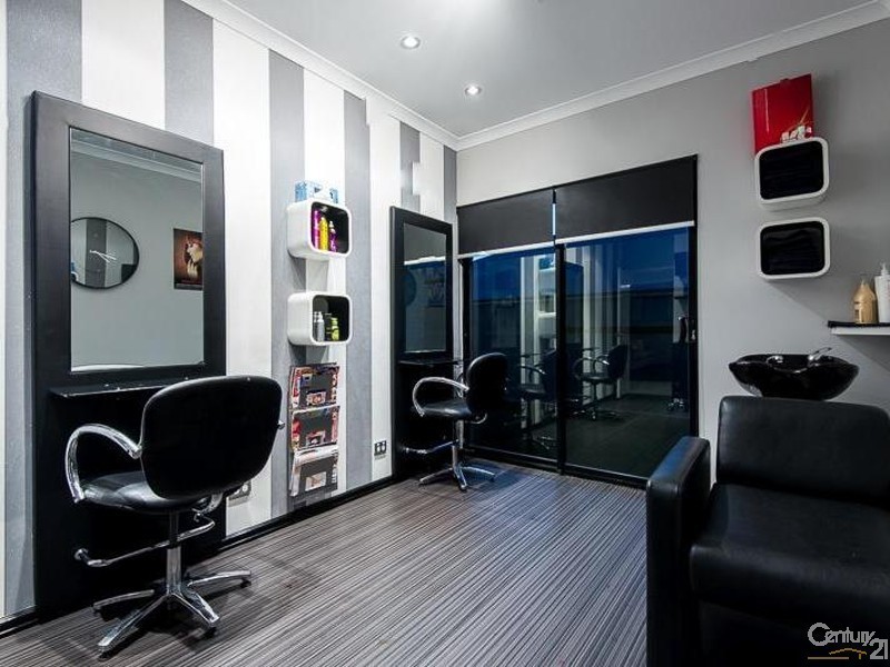 8 Paspalum Street, Piara Waters WA 6112