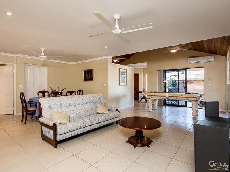 65 Fennell Crescent, Wattle Grove WA 6107