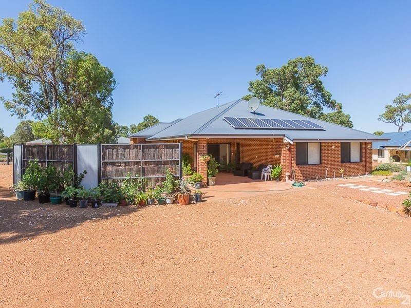 6 Vellender Road, Bedfordale WA 6112