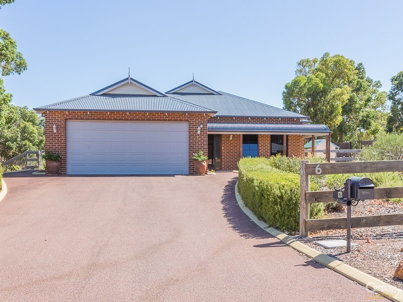 6 Vellender Road, Bedfordale WA 6112