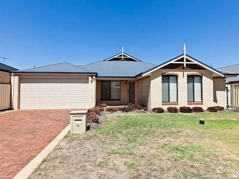 18 Lenihan Corner, Wattle Grove WA 6107