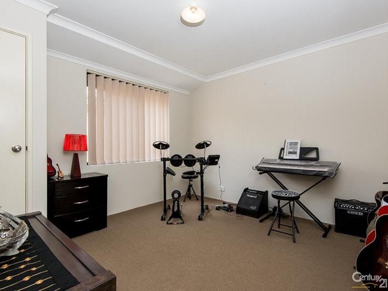 3 Coolberry Road, Huntingdale WA 6110