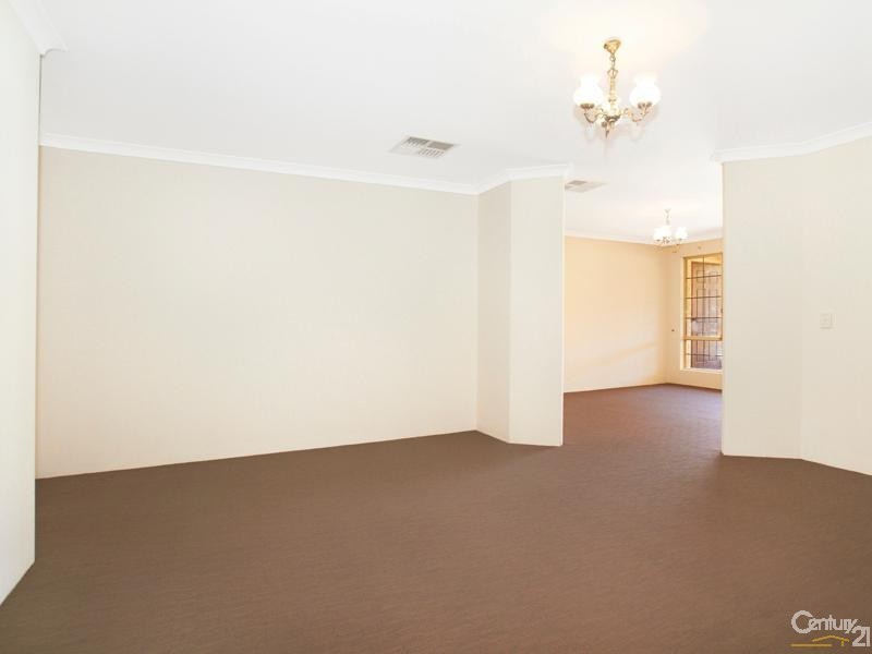 11 Green Vale Heights, Leeming WA 6149