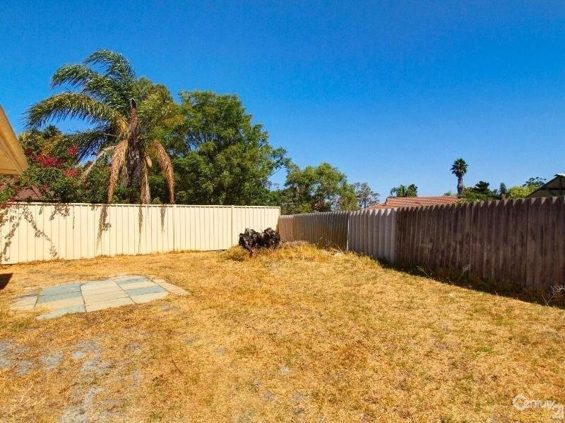 3 Melba Place, Thornlie WA 6108