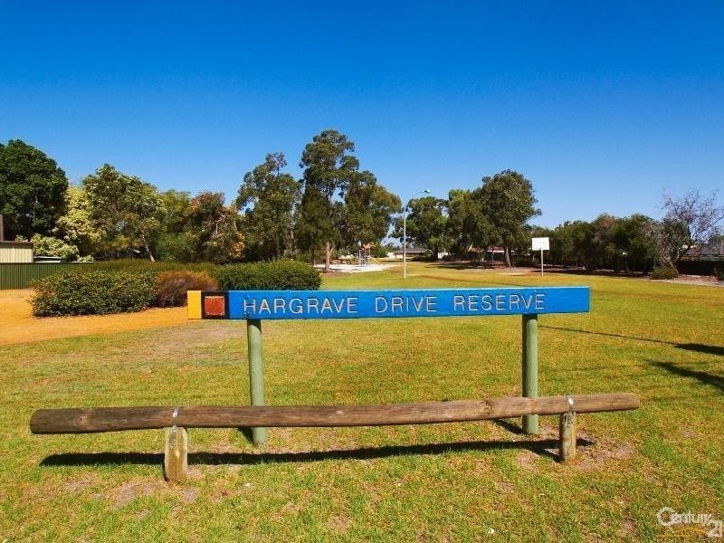 3 Melba Place, Thornlie WA 6108