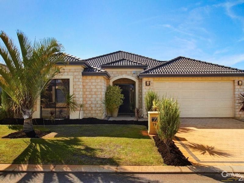 19 Claridge Circle, Thornlie WA 6108