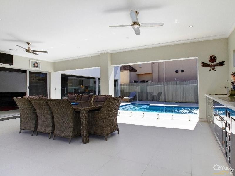 23 Bluestone Loop, Piara Waters WA 6112