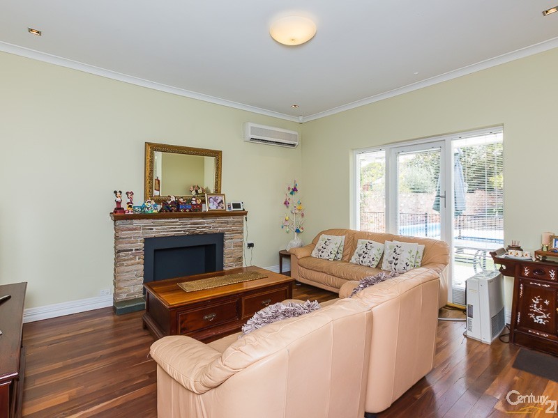 26 River View Street, South Perth WA 6151