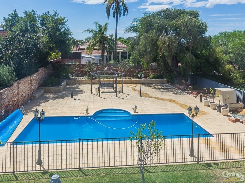 26 River View Street, South Perth WA 6151