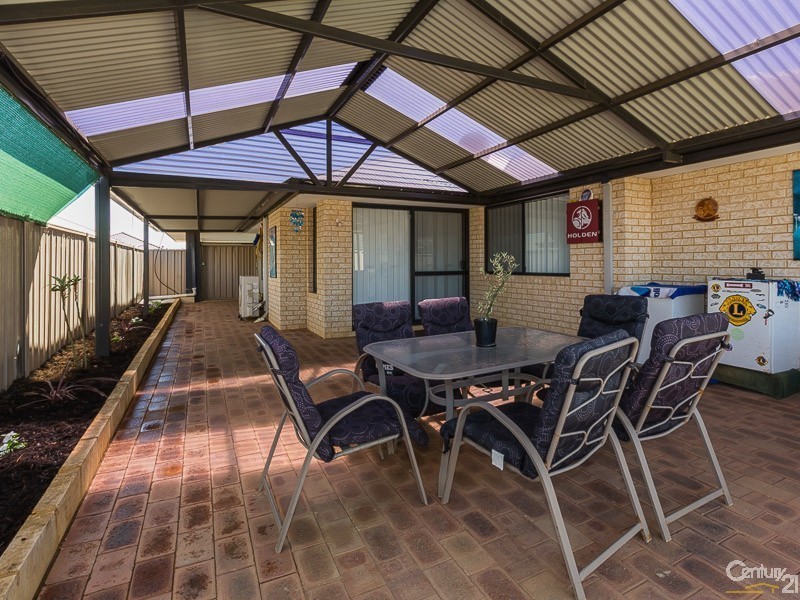 15 Smailes Elbow, Brookdale WA 6112