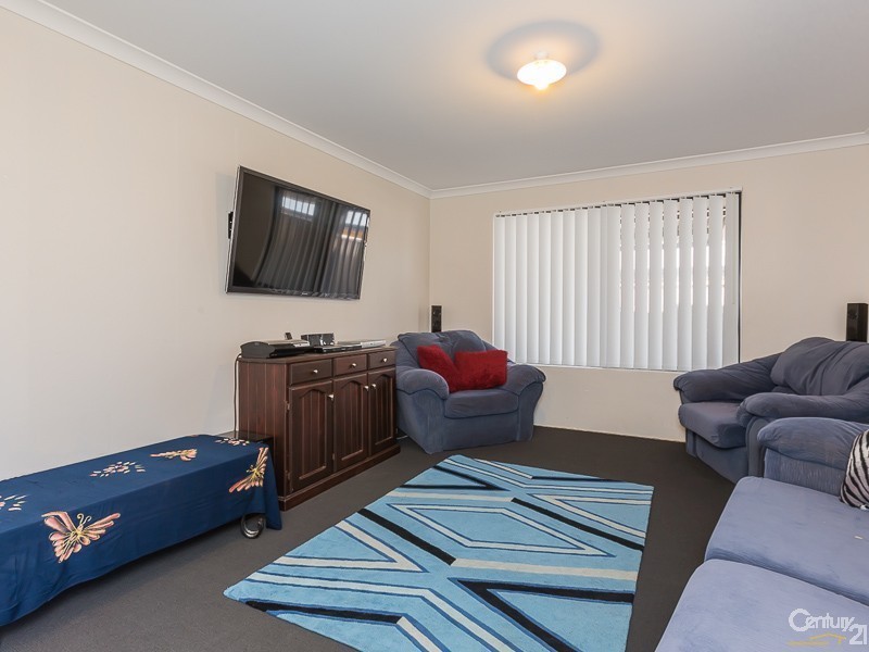 15 Smailes Elbow, Brookdale WA 6112