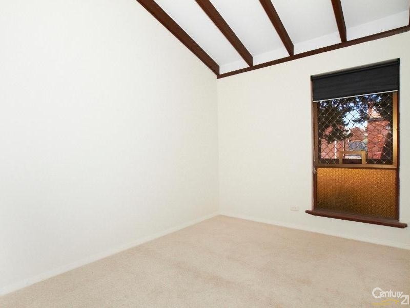 4/13-19 Saurel Way, Ferndale WA 6148