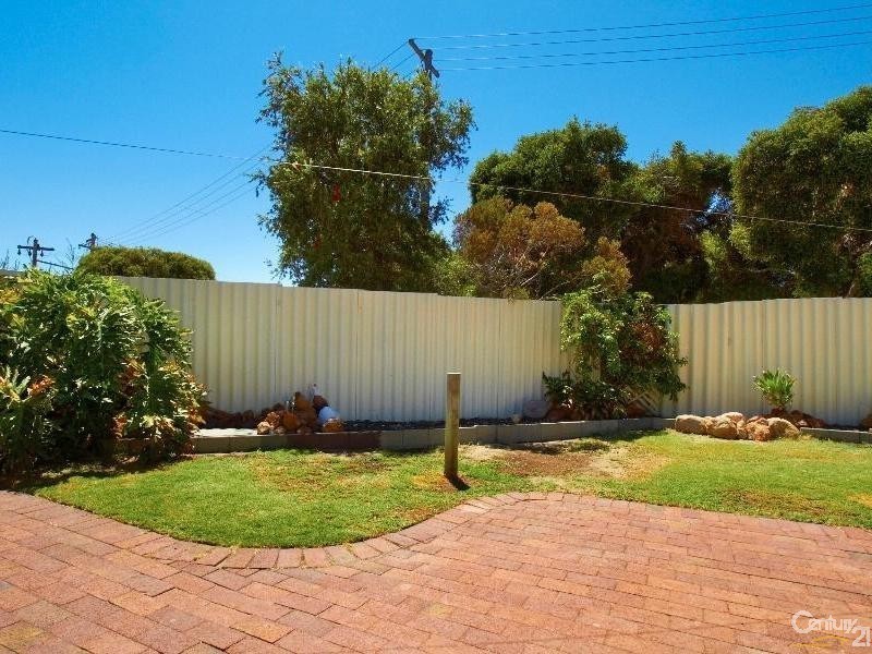 4/13-19 Saurel Way, Ferndale WA 6148