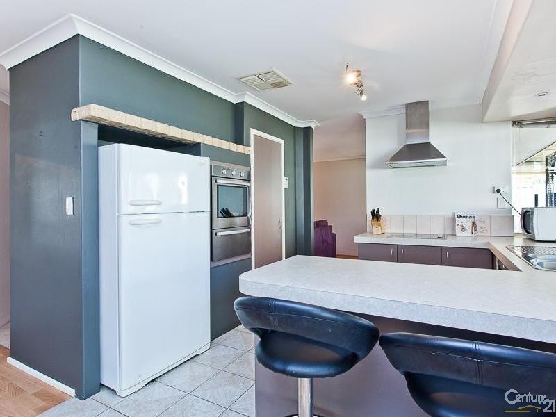 63 Huntingdale Road, Huntingdale WA 6110