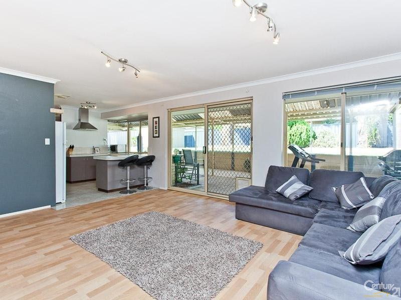 63 Huntingdale Road, Huntingdale WA 6110