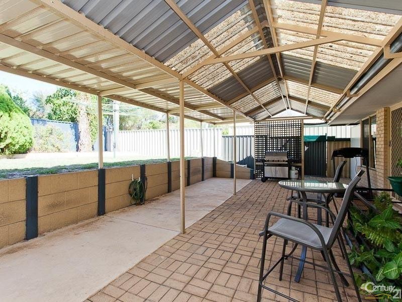 63 Huntingdale Road, Huntingdale WA 6110