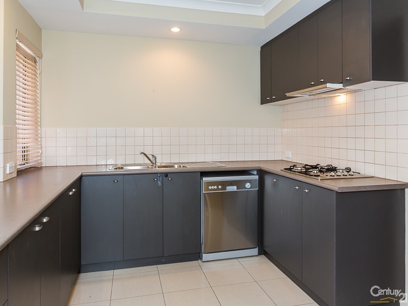 25 Pembrooke Lane, Canning Vale WA 6155