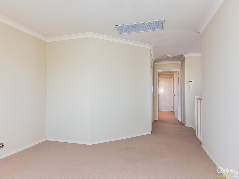 25 Pembrooke Lane, Canning Vale WA 6155