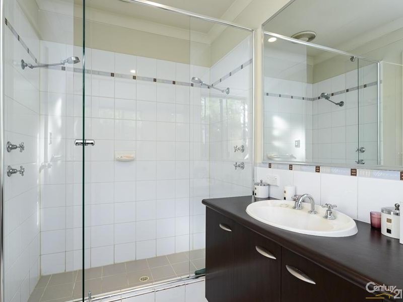 122 Dumbarton Road, Canning Vale WA 6155