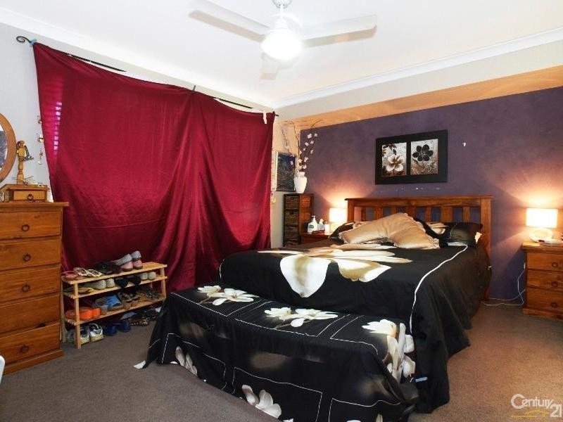 9 Hickory Drive, Thornlie WA 6108