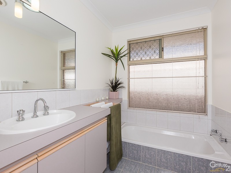 94 Eucalyptus Boulevard, Canning Vale WA 6155
