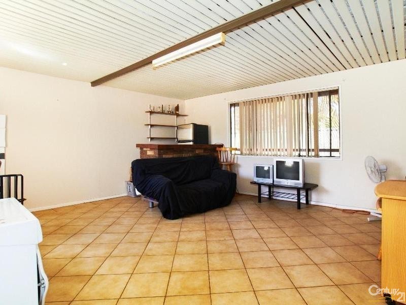 28  Ailsworth Court, Thornlie WA 6108