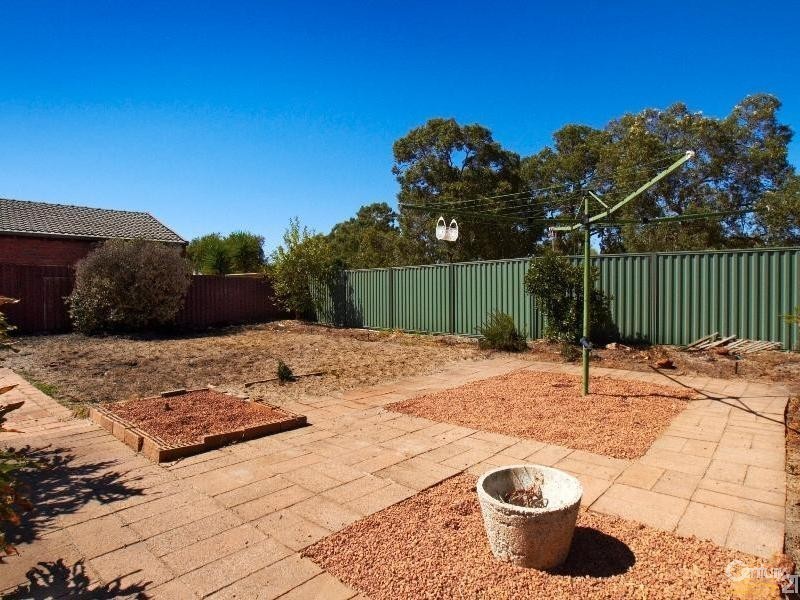 28  Ailsworth Court, Thornlie WA 6108