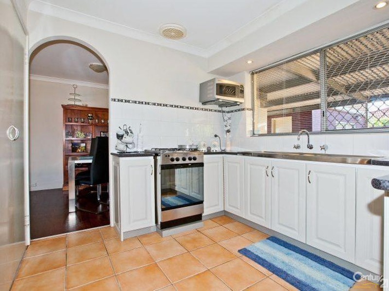 72 Anaconda Drive, Gosnells WA 6110