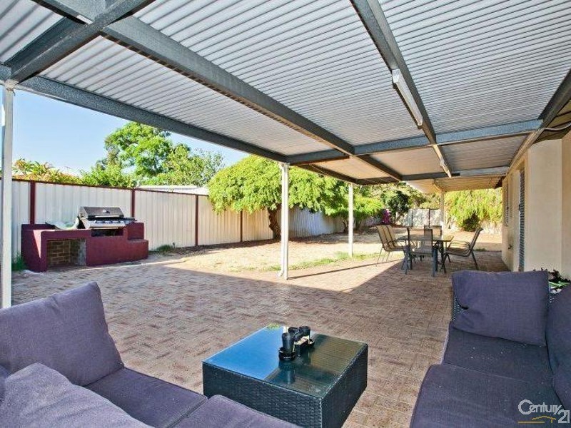 72 Anaconda Drive, Gosnells WA 6110